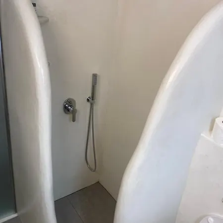 Iakovos' Luxury House Tínos