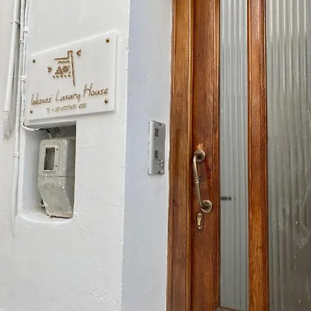 Iakovos' Luxury House